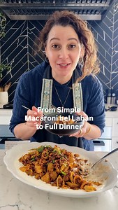 We all grew up eating macaroni bel laban — pasta and yogurt, simple and comforting. This one just takes it a step further… lamb, tomato, garlic, and that final drizzle of ghee. It’s one of those dishes that makes you stop mid-bite and think — why didn’t we make it this way sooner? Full recipe with detail on my website — recipe below 👇 👉🏽This recipe makes enough to serve 8–10 people. In the reel, I made only half the recipe — perfect for a smaller family Ingredients 500 grams pasta shells 3 ga