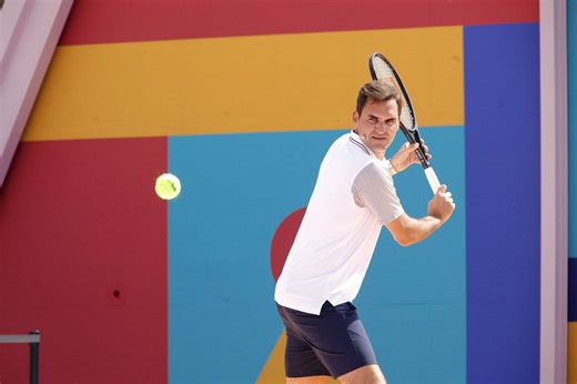 WATCH: Roger Federer picks up his tennis racket again, dazzles fans in Paris during promotional event for Uniqlo