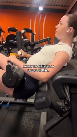 Squat University on Instagram: "Small differences in technique can make a big difference! . Shout out veracfitness for the opening stitched video & @muscleandmotion for the amazing anatomy graphics."