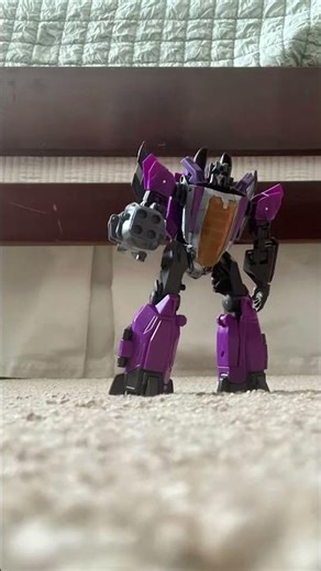 WFC Skywarp-Transformers Animation