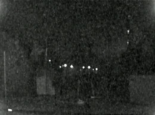 Üks 16-mm film sai taas töödeldud. Filmim nimeks panin PIDU (ilmselt on see üks koolilõpupidu) Kui keegi miskit tuttavat näeb, võiks infot anda... | Ardi Tedrekin