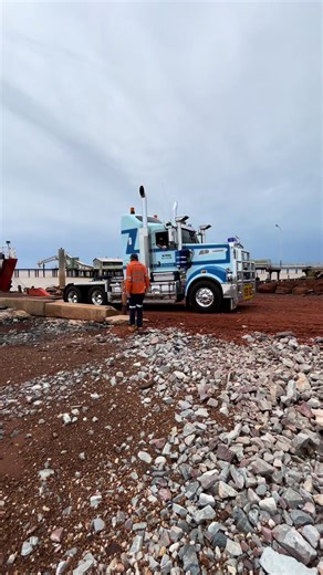 Exploring Kenworth Heavy Haulage Trailers
