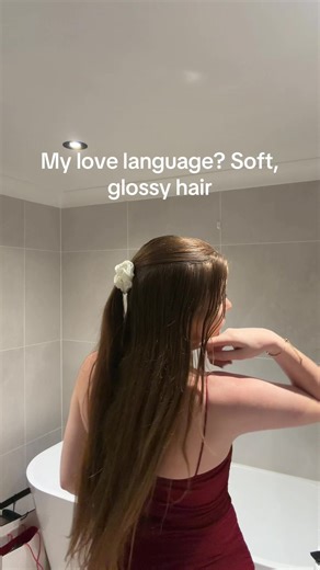 Because when my hair feels good, I feel good. That’s it. No drama. Just soft, glossy hair.