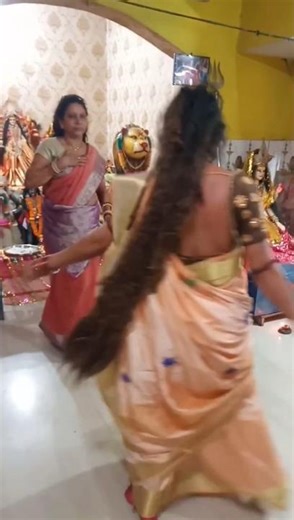 kunwari Mata Navratri me akhand jyot Apne pet per liye hue 9 din tak kil ki saiya mein leti Hui🥹