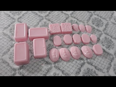 SUPER EASY HOMEMADE BAR SOAP