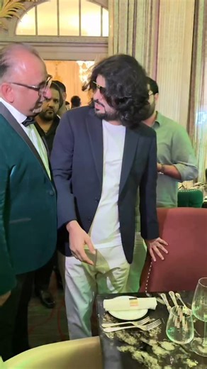 15th Pakistan Achievement Awards . A grand celebration in Central London honouring outstanding Pakistanis in various fields . Arif Lohar crowned Singer of the Year . Zeeshan Rokhri named Star of the Year #PakistanAchievementAwards #London #PAA2025 #ArifLohar #ZeeshanRokhri | Safina Khan