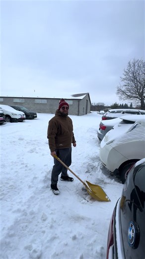 Відео користувача vip_global_auto (@vip_global_auto) з композицією «оригінальний звук - vip_global_auto»