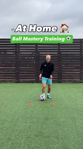 •Soccer •Workouts •Coaching on Instagram: "At Home Ball Mastery Workout 🏠⚽️ . 1. Tight Turns Both Feet 3 sets of 30 seconds ⏱️ 2. Figure 8 Using Soles 3 sets of 30 seconds 3. Open Up Using Insides 3 sets of 30 seconds . This workout takes only 10 mins to complete so no excuses 💪 . If you want to improve in EVERY AREA of your game then click the link in our bio 🔗 . . . #soccer #football #soccertips #soccermotivation #ballmastery #soccerworkout #footballers #soccerplayers"