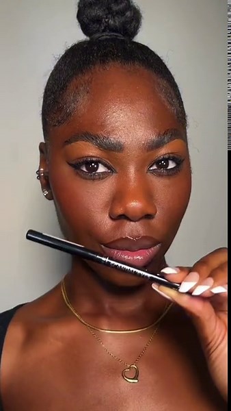 Rimmel Exaggerate Waterproof Eye Definer Eyeliner, Deep Blue