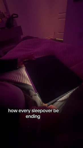 #minichat #fyp #trend #sleepover #blowthisuptiktok #silly #plans