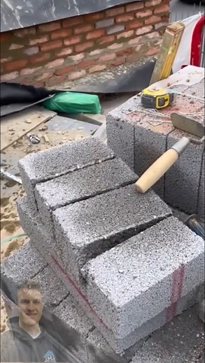 10K views · 73 reactions | <Love my job> {How To Lay Bricks tricks For Beginners Using a line cutting}隣隣隣#brickhouse #bricklaying | Bricklayer | Facebook