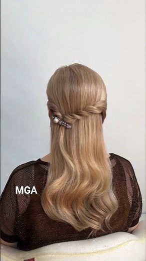 How to Style Side Hair with One Clamp ✨