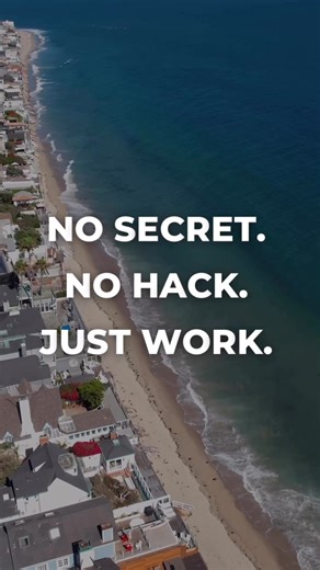 🗣️ Tim Grover said it best — Winning doesn’t care who you are, how tired you are, or how many times you’ve failed. It only cares if you keep showing up. ⚡ People talk about wanting success, freedom, greatness… but most stop when it gets uncomfortable. The truth? Winning lives in the uncomfortable. It’s in the early mornings ☀️, the late nights 🌙, the sacrifices nobody claps for 👏. 🔁 Every time you win, the game resets. Nobody cares what you did yesterday. You start from zero again. ⚖️ There’