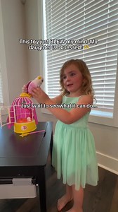 How Cool Is Polly the Magic Bird 🤯 | ZURU Toys