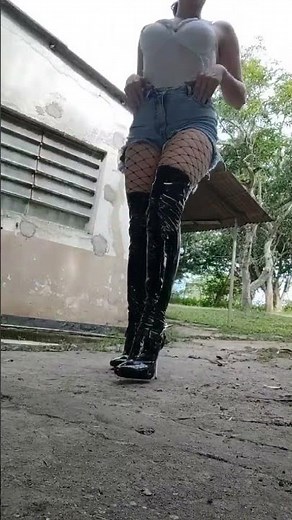 Spurs that go with hard riding and whipping!