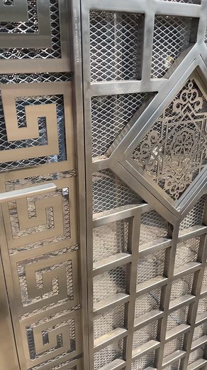 13K views · 174 reactions | Morden steel gate latest design | #gate #metalworking #entrencgate #makingasteelgate #mordengate #modelgate #metalworking #craftbeer #foldingdoors #diyprojects | A One steel fabrication | Facebook