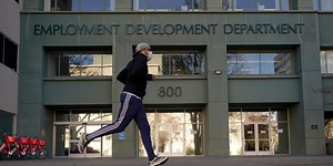 US economy shrank 3.5% in 2020 after growing 4% last quarter