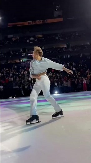 I got to backflip over the LEGEND, Scott Hamilton 🔥