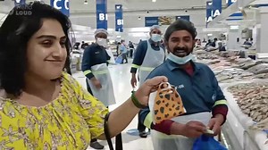 740K views · 7.1K reactions | இது தான் Dubai மீன் கடை | VV Fish Market | Dubai Travel Vlog | Vanitha Vijaykumar #மீன்Market #Dubaiமீன் #VanithaVijaykumar | Vanitha Vijaykumar | Facebook