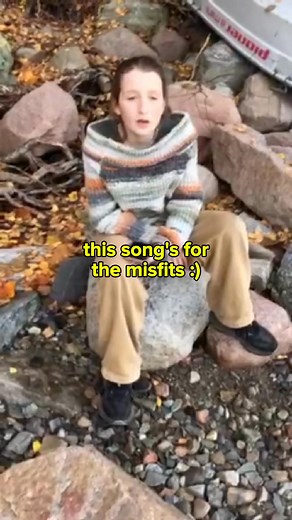 14 reactions | maisie peters meets chelsea cutler? | Two Story Melody | Facebook