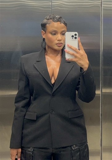 Simple yet …. 🖤#fyp #pixiecut