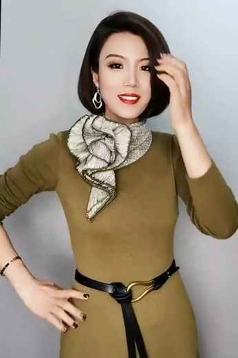 594K views · 17K reactions | Silk scarf tying ideas #Silkscarf | How To Make | Facebook