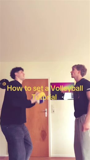 Hoffentlich hat ihnen dieses Tutorial gefallen 😜#volleyballgirls #tut #volleyballboys #volleyball#couple