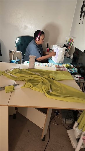 Sewing Joggers With Pockets (Live Tutorial) | Easy Elastic Waistband DIY Pants #sewingprojects