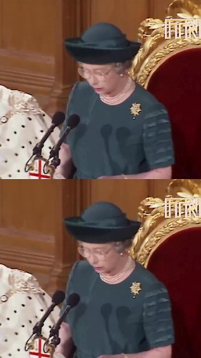 69K views · 2.5K reactions | #OTD in 1992, the Queen delivered her 'Annus Horribilis' speech. The latin phrase means 'horrible year'. 1992 saw the divorces of Princess Anne & Mark Phillips and The Duke & Duchess of York, the separation of the Prince Charles & Diana, plus the fire at Windsor Castle. | The Crown Chronicles | Facebook