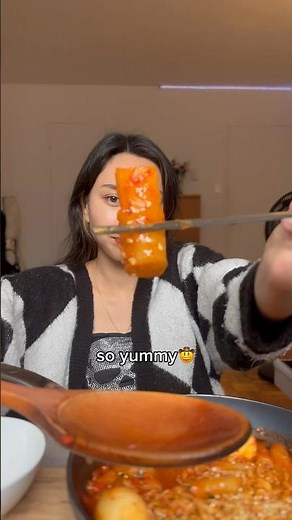 How I Make My Ricepaper Tteokbokki | Korean Recipe #cooking 🇰🇷