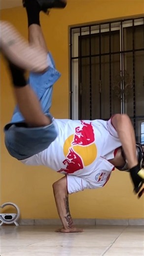 BBOY 7 HD - The Airchair #bboy7hd #airchair #powermoves