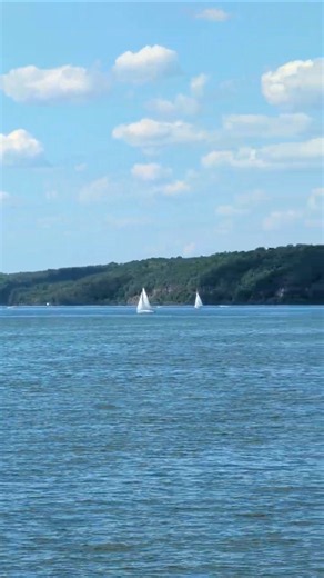 Cayuga Lake / Stewart Park #ithaca #newyork #nature #lake #waterfall #peace #sky #park #beauty #usa