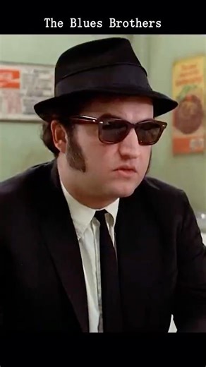 Four Fried Chickens & a Legend: When Aretha Franklin Stole the Movie 🎤🍗