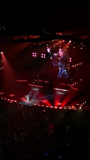 Gloria Trevi - Me Siento Tan Sola (CELEBRATION Junio 2026)