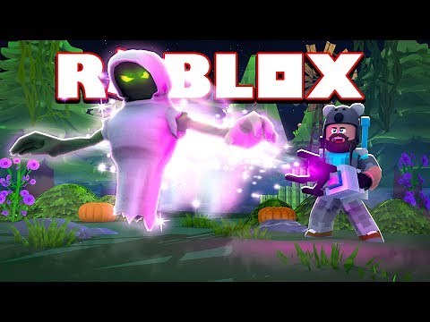 HUNTING FOR GHOSTS IN ROBLOX!!