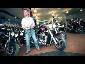 Triumph Thunderbird Commander Introduction