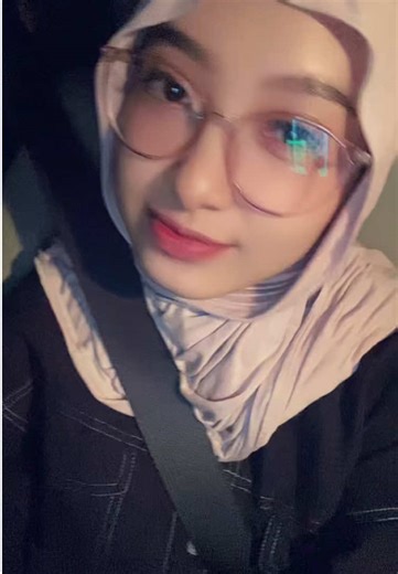 dheaa (@dheazahraa_)’s videos with original sound - Lyrics On Lock