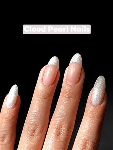 Cloud Dancer: Color of the Year 2026 Nail Art