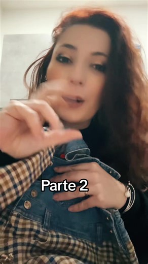 Per oggi va bene 😂 @𝓛𝓸𝓻𝓮𝓭𝓪𝓷𝓪&𝓓𝓮𝓫𝓸𝓻𝓪 #deboraeloredana #loredanaedebora #carlottaemorgana