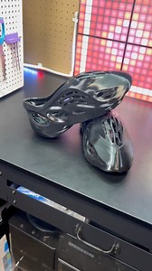 POV MAKING SHOES AT HOME! #3dprintingmodel #3d #3dprinting #3Dprint #3dprinter #3dprinted #3dprints #3dmodel #satisfying #satisfyingvideos #asmr #shoes #shoesaddict #shoeslover #shoe #shoecollection #diy #diyprojects #TPU #funnyvideos #memes | Davidlikestoprint