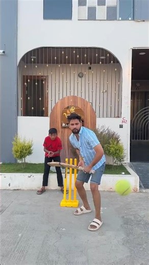 Introducing the "VitaWear SmartBand," a next-generation wearable gadget🎉