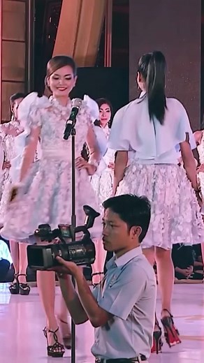 Full Performance of Rern Nat at Miss Cambodia 2017