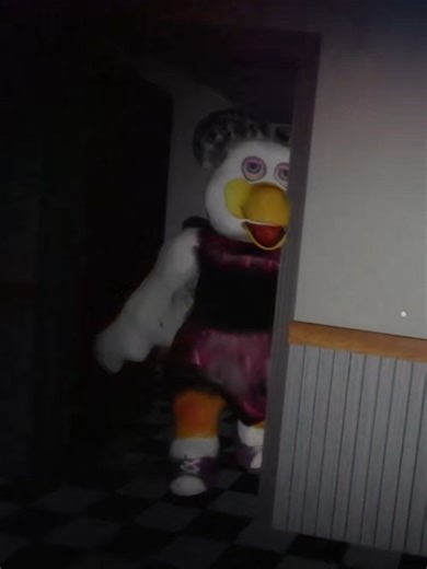 Facing Scary Animatronics in Roblox Horror Games