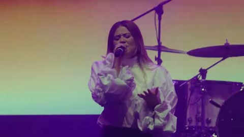 Un Corazón & Grupo Barak - Por la fe (vídeo oficial) Síguenos 👉🏻 Musica Cristiana y Alabanzas 🎙️ | Musica Cristiana y Alabanzas