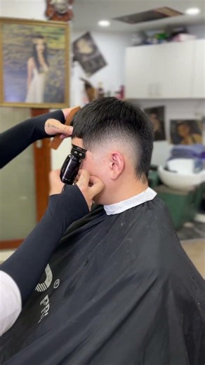 New Tutorial Dropping Tomorrow! ✂️ Elevate Your Skills #FadeHaircut #MensGrooming #BarberTechnique