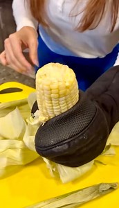 How did I not know this corn trick? 🌽 #lifehacks #kitchenhacks #corn | Kyle & Mistie Knight