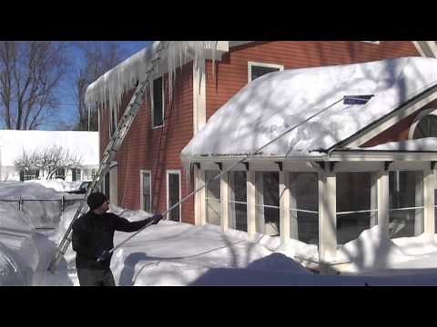 Removing Snow From a Roof: Tips on removal and snow loads