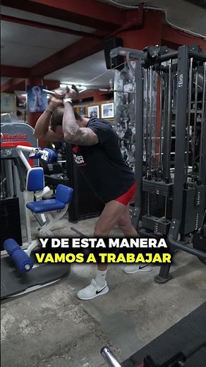 Press FRANCÉS en POLEA ALTA - Técnica Correcta