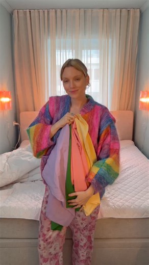 Jotex on Instagram: "See how the talented @prosenkilde uses colour to make her small bedroom pop! What shades are inspiring you this spring? 🌸 - #jotex #interior"