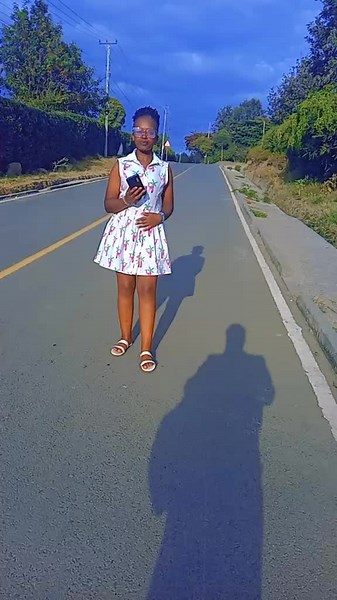 chasey lyannah (@chasey.lyannah)’s videos with original sound - Clinton